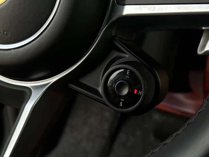 Фото 14 - Porsche Cayenne Hybrid