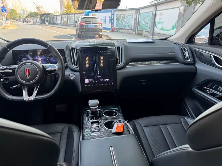 Фото 6 - Hongqi HS3