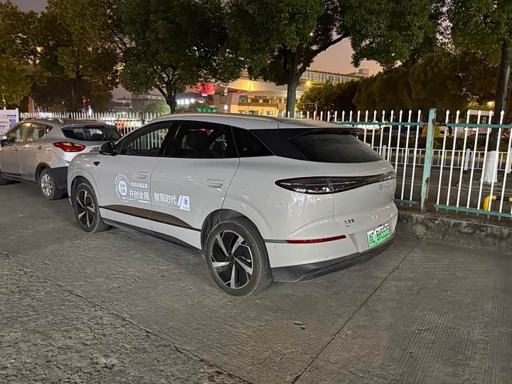 Фото 2 - BYD Sea Lion 06 Hybrid/EV