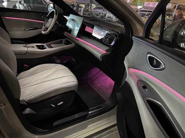 Фото 6 - BYD Sea Lion 06 Hybrid/EV