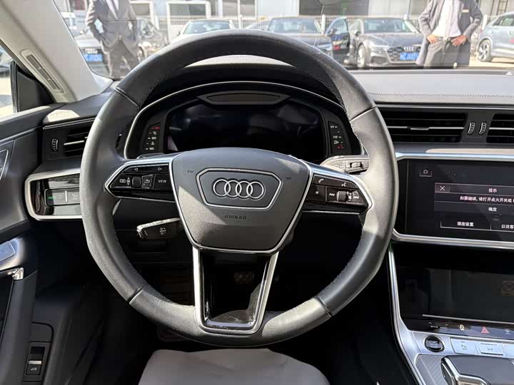 Фото 16 - Audi A7