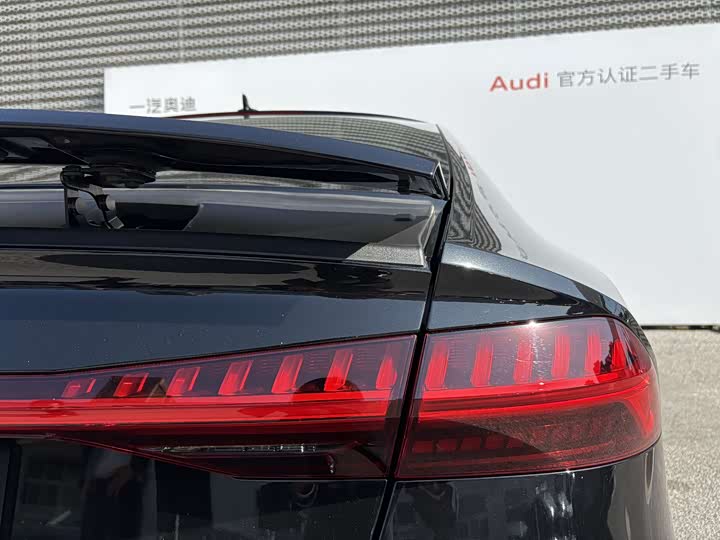 Фото 22 - Audi A7
