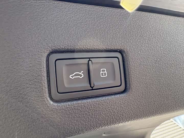 Фото 24 - Audi A7