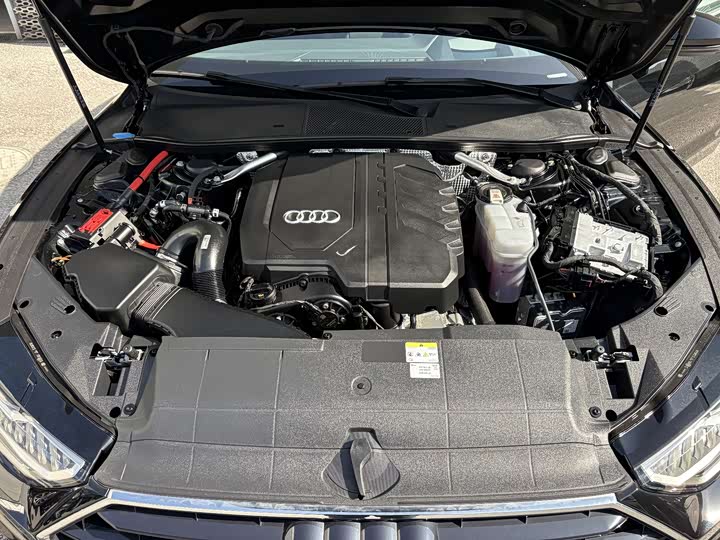 Фото 25 - Audi A7