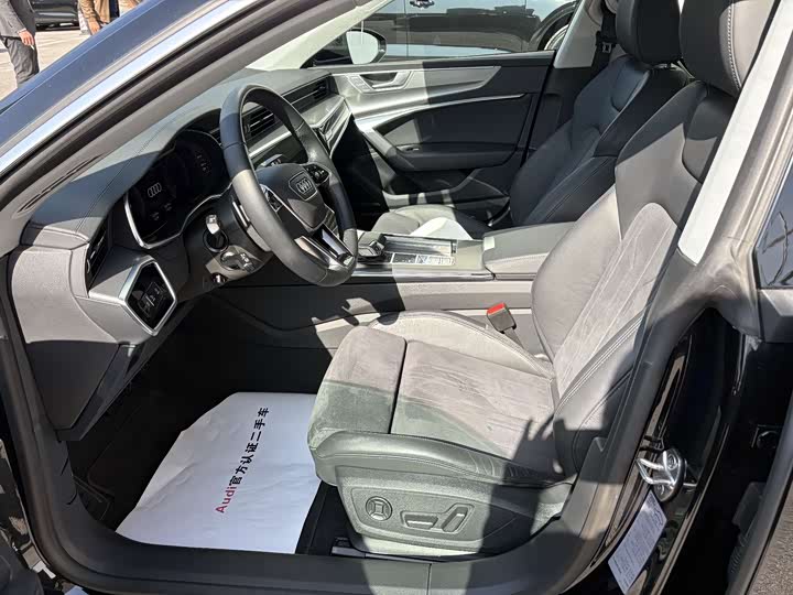 Фото 7 - Audi A7