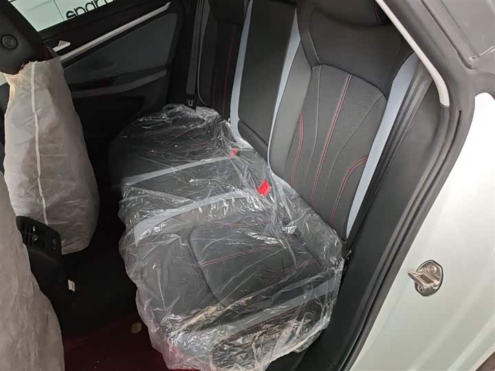 Фото 17 - Volkswagen Lamando L