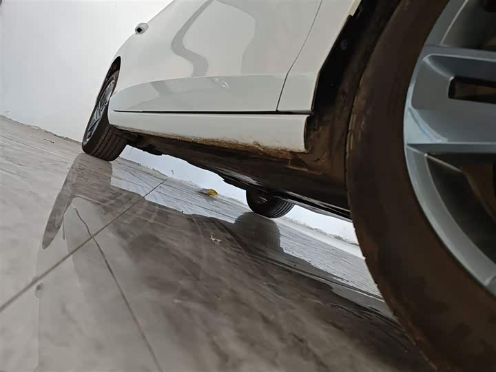 Фото 21 - Volkswagen Lamando L