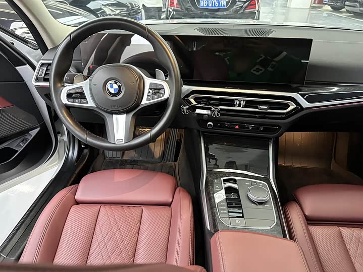 Фото 11 - BMW 3 Series