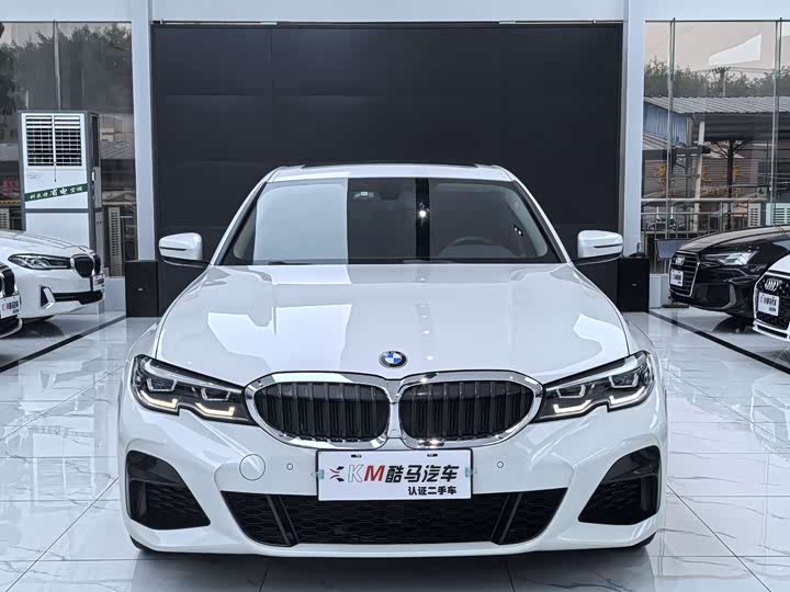 Фото 2 - BMW 3 Series