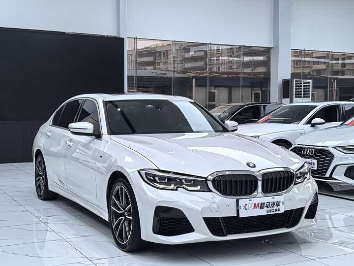 Фото 3 - BMW 3 Series