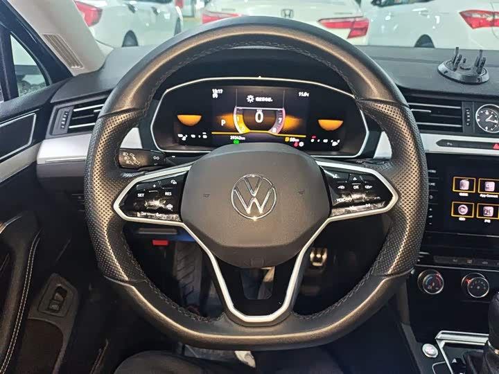 Фото 11 - Volkswagen Magotan