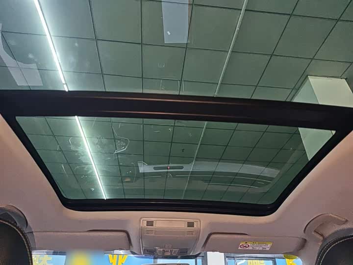 Фото 18 - Volkswagen Magotan