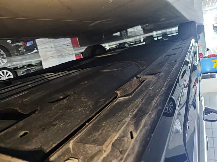 Фото 22 - Volkswagen Magotan