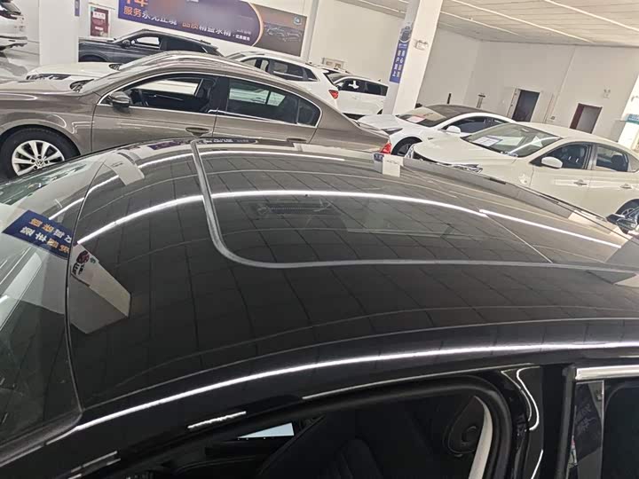 Фото 27 - Volkswagen Magotan