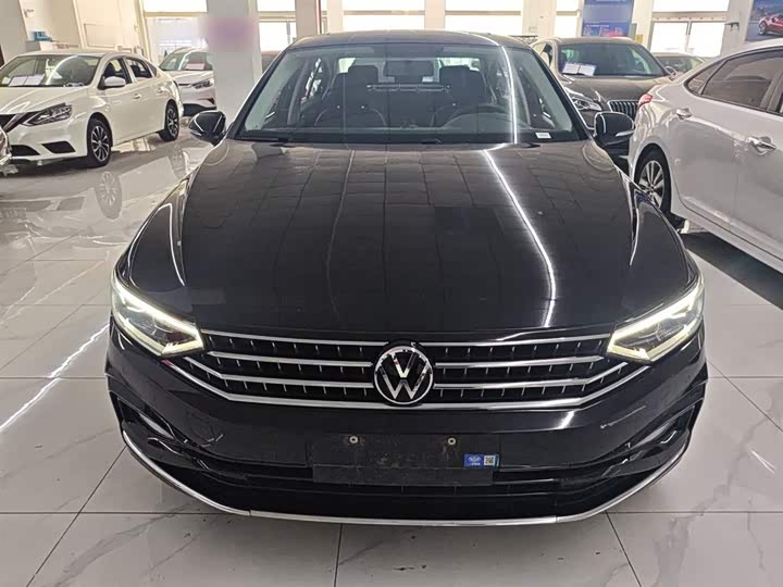 Фото 3 - Volkswagen Magotan