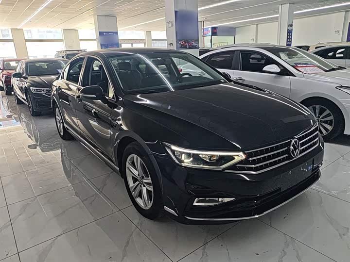 Фото 4 - Volkswagen Magotan