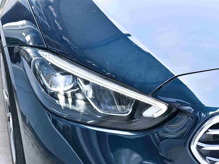 Фото 16 - Mercedes-Benz C-Class