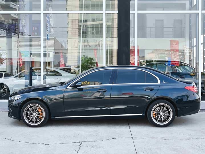 Фото 2 - Mercedes-Benz C-Class