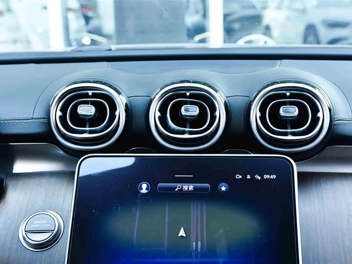 Фото 20 - Mercedes-Benz C-Class