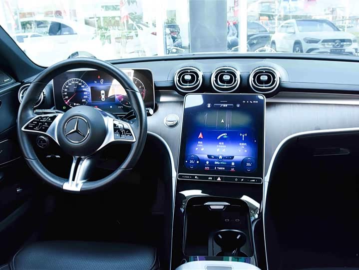 Фото 6 - Mercedes-Benz C-Class