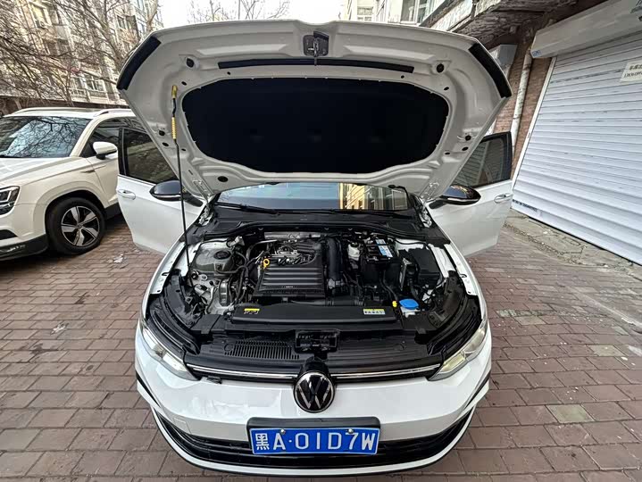 Фото 6 - Volkswagen Golf
