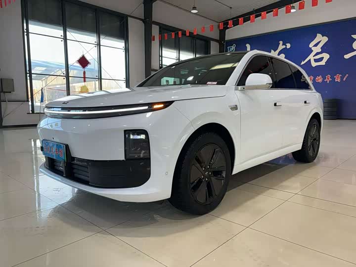 Фото 1 - LiXiang L6