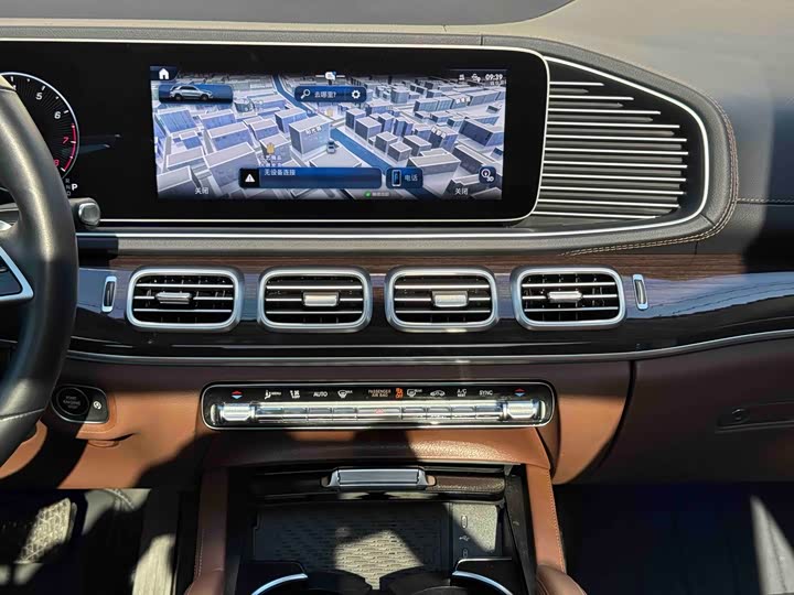 Фото 19 - Mercedes-Benz GLE-Class