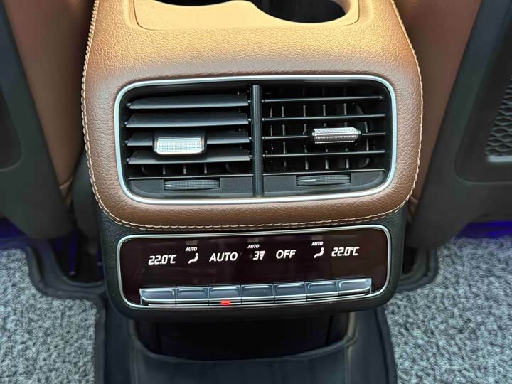 Фото 21 - Mercedes-Benz GLE-Class