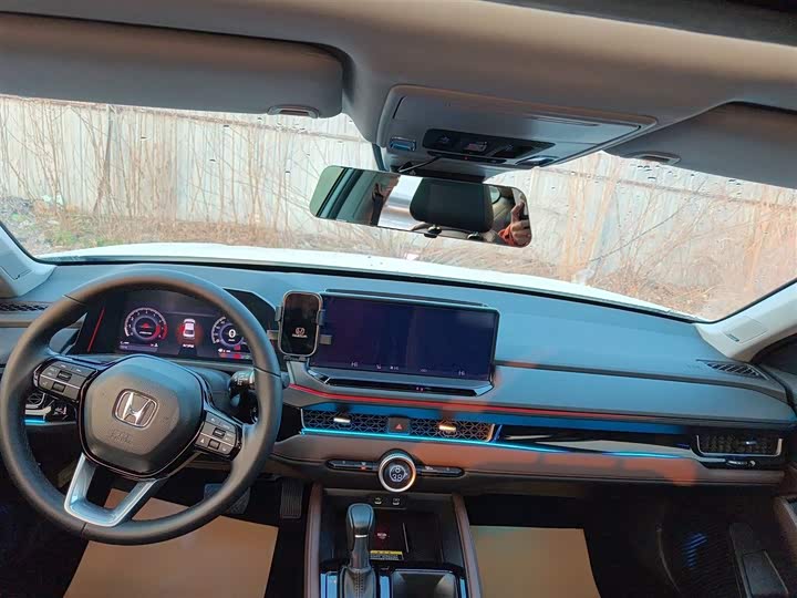 Фото 10 - Honda Inspire