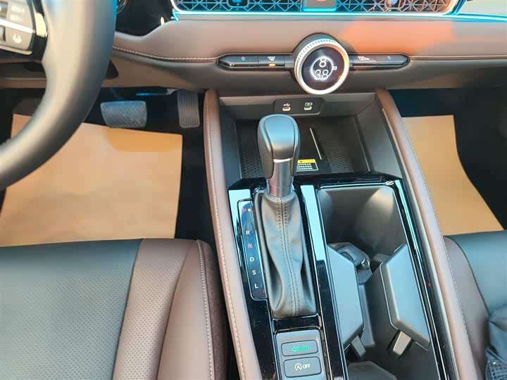 Фото 14 - Honda Inspire