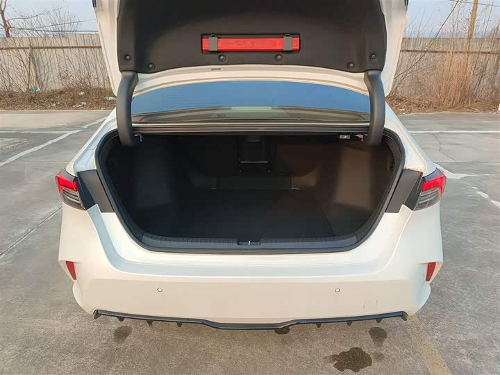 Фото 19 - Honda Inspire