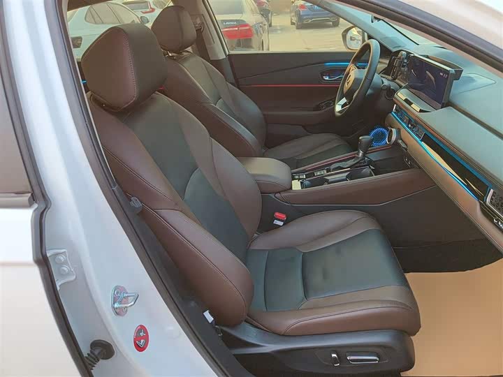 Фото 25 - Honda Inspire