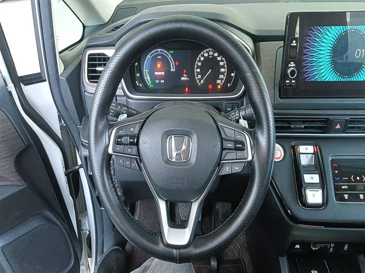 Фото 11 - Honda Odyssey