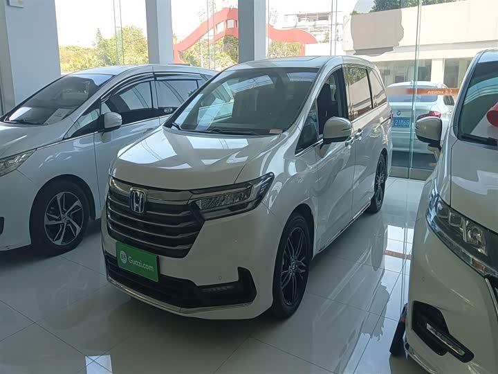 Фото 2 - Honda Odyssey