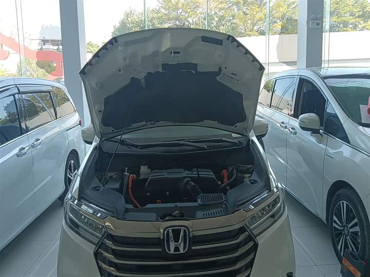 Фото 20 - Honda Odyssey