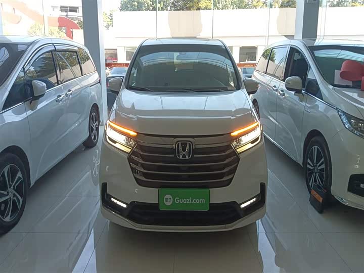 Фото 3 - Honda Odyssey