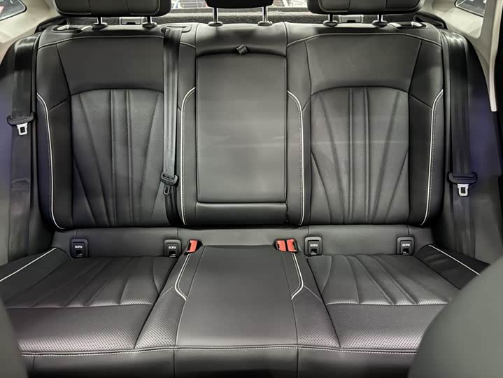 Фото 8 - Volkswagen Passat