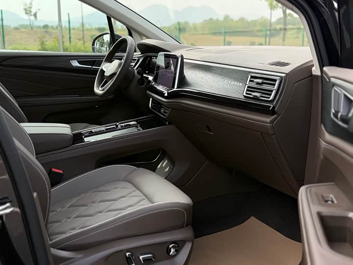 Фото 13 - Volkswagen Viloran