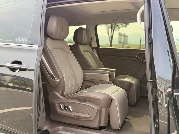 Фото 14 - Volkswagen Viloran