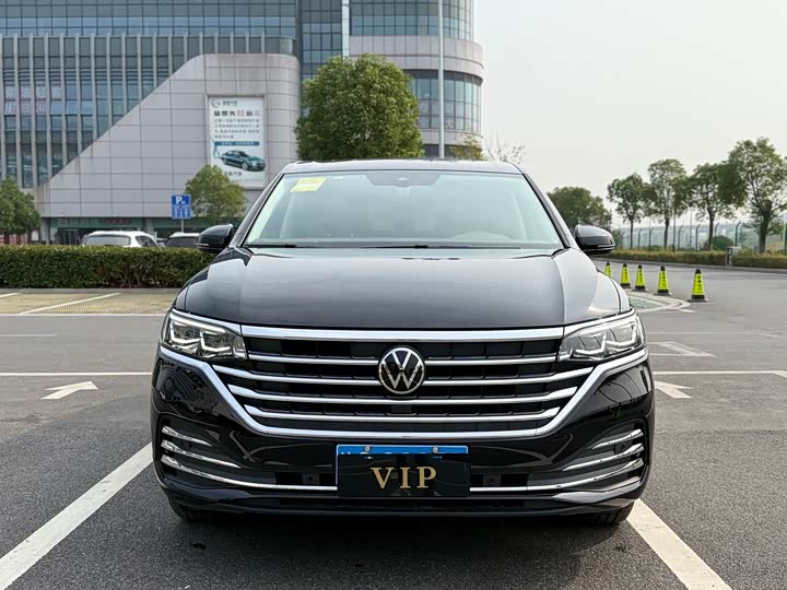 Фото 2 - Volkswagen Viloran