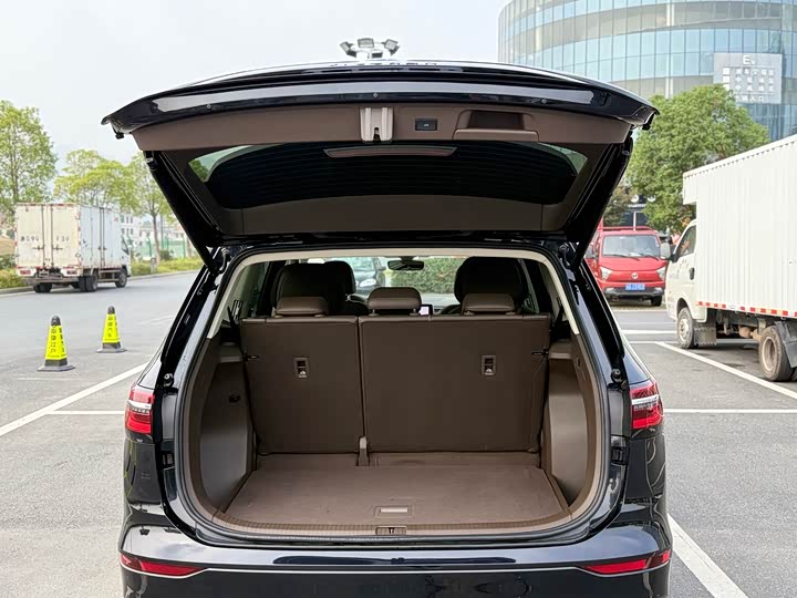 Фото 8 - Volkswagen Viloran