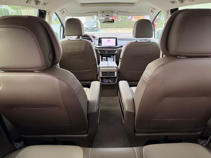 Фото 9 - Volkswagen Viloran