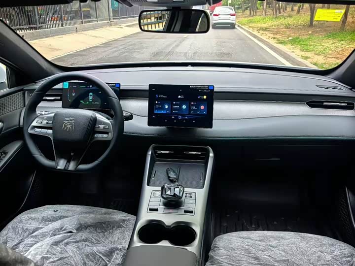 Фото 4 - BYD Qin Plus