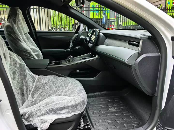 Фото 5 - BYD Qin Plus