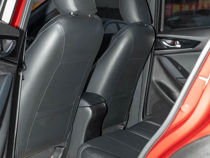 Фото 19 - Mazda CX-4