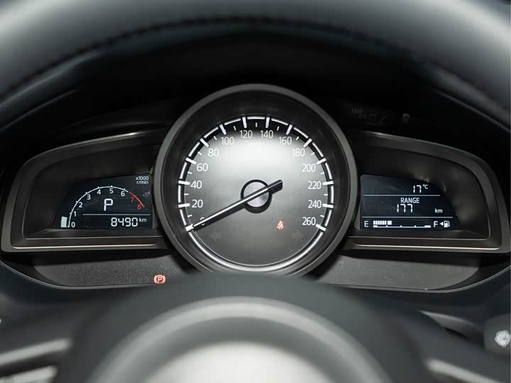 Фото 3 - Mazda CX-4