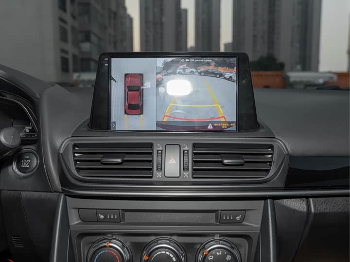 Фото 4 - Mazda CX-4