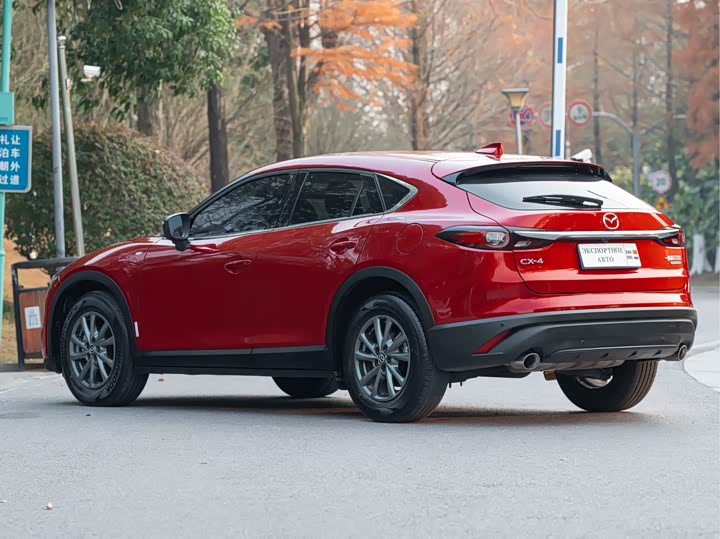 Фото 9 - Mazda CX-4