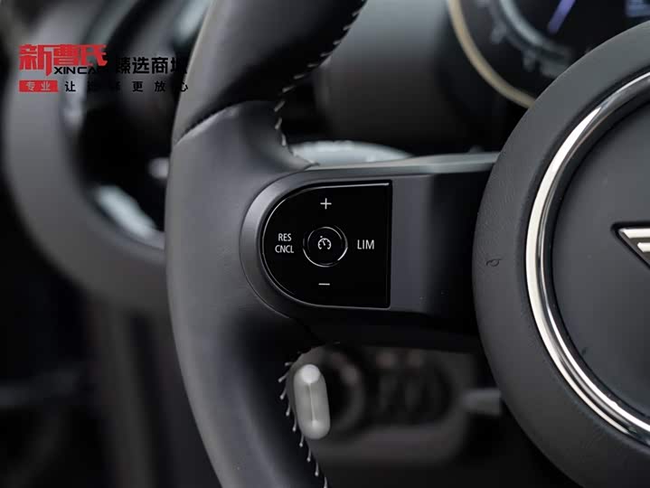 Фото 21 - Mini Clubman