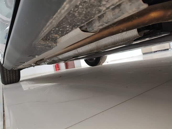 Фото 21 - BYD Qin L